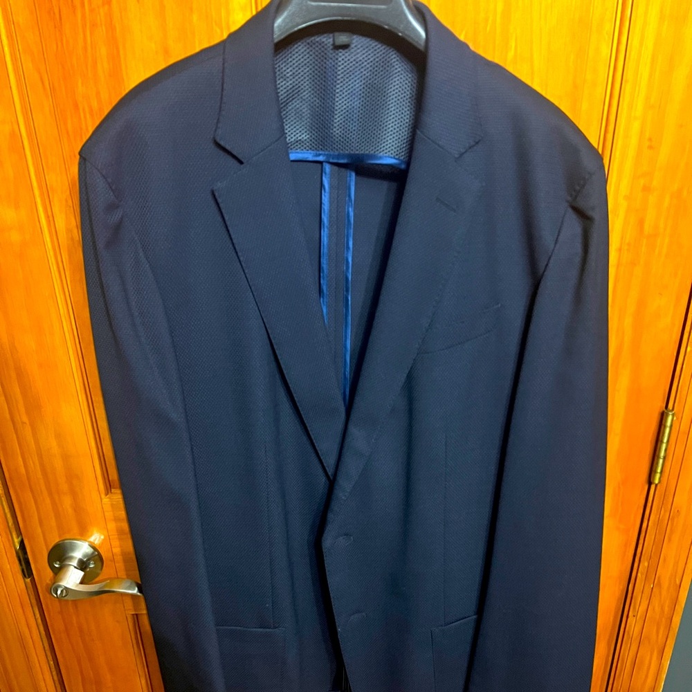 Hugo Boss 46L unstructured jacket new with tags $645 new yours for $300